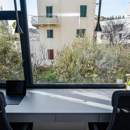 Architect's Seafront Flat Apartament *