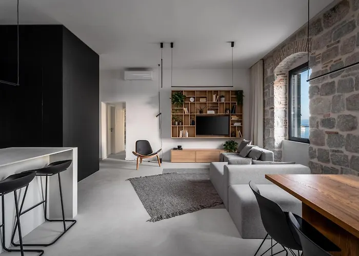 Architect's Seafront Flat Apartment *