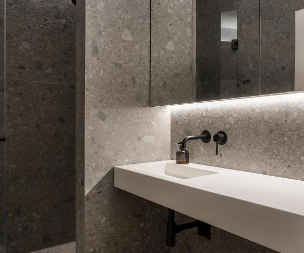 Architect's Seafront Flat Apartment Split